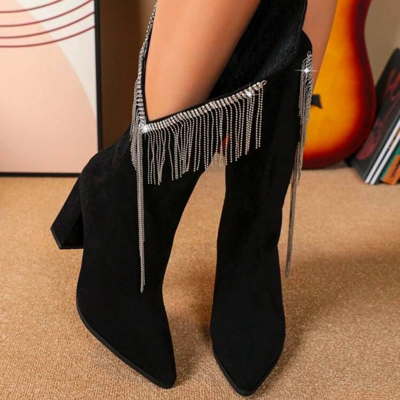 Perfect With Hoodie Ladies' High-Top Casual Sports Shoes, New Design - Picture 3 of 4